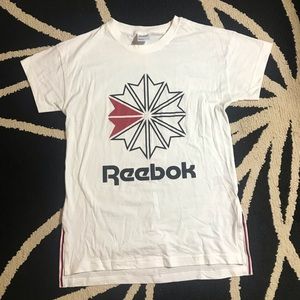 Reebok classic t shirt